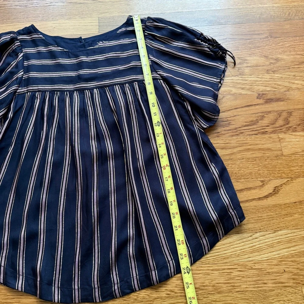 Anthropologie Cameron tie sleeve metallic accent chic top XS